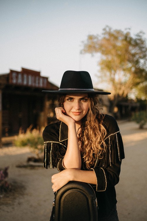 Von Nashville inspiriert: Rheintalerin veröffentlicht ihr erstes Country-Album Von Nashville inspiriert: Rheintalerin veröffentlicht ihr erstes Country-Album