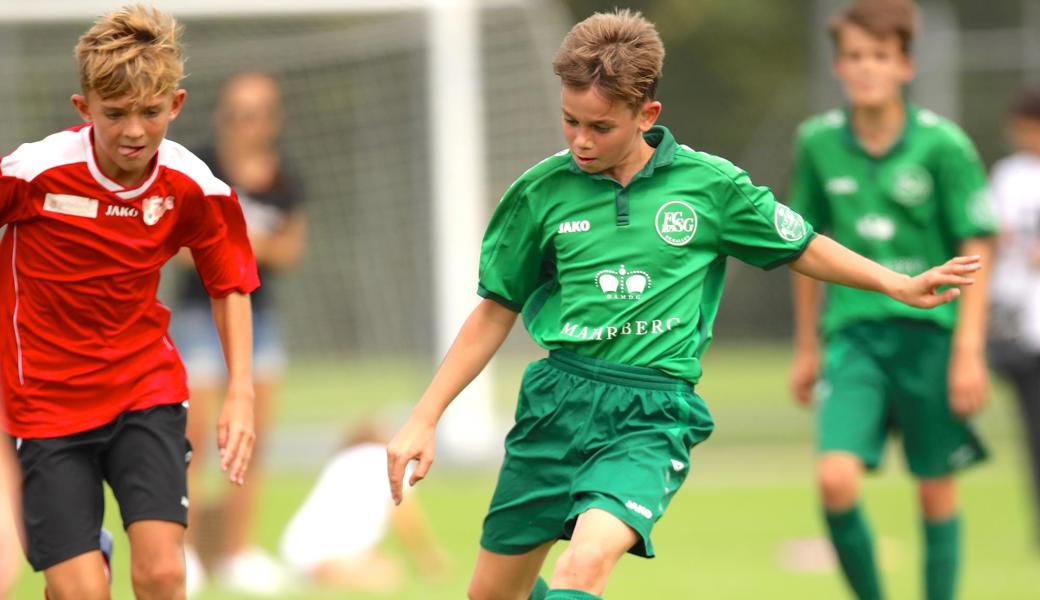 Luca Celentano (rechts) spielt als Aussenverteidiger und als Spielmacher. «Ich spiele beide Positionen sehr gern», sagt er.