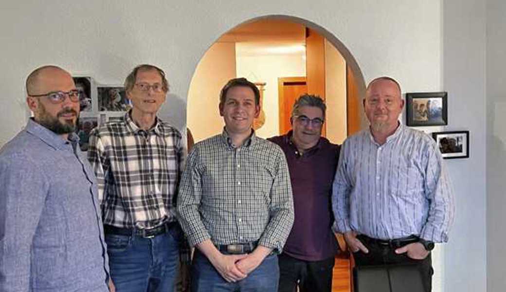 Ein Teil des Vorstands der SVP Au-Heerbrugg mit Manuel Cadonau (ganz links) und Präsident Marcel Adolf (Mitte).