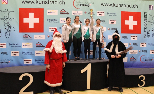 Kunstradfahrerinnen legen einen gelungenen Saisonstart hin