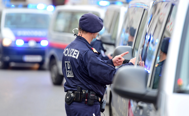 Manchmal reicht ein einziges Ja, um einen Abend kompliziert zu machen