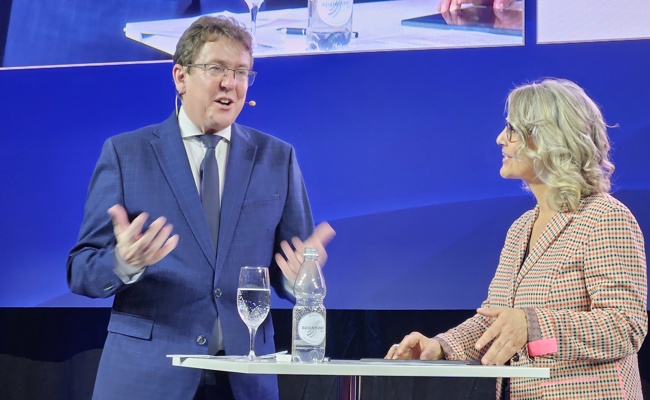 Albert Rösti sagte zu viel und eine Ökonomin will lieber keine 13. AHV-Rente