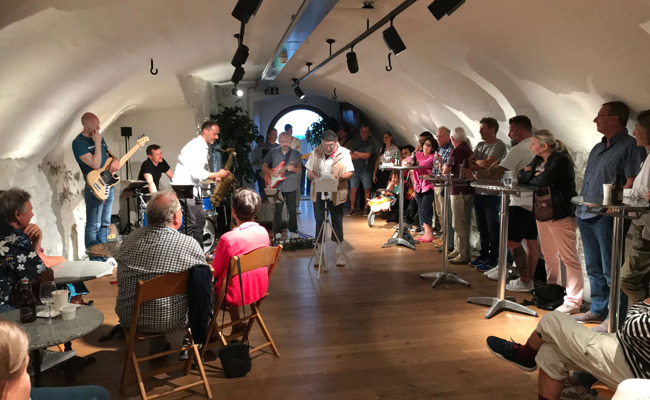 Stimmungsvolles Sommerfest in der Räbschter Burg
