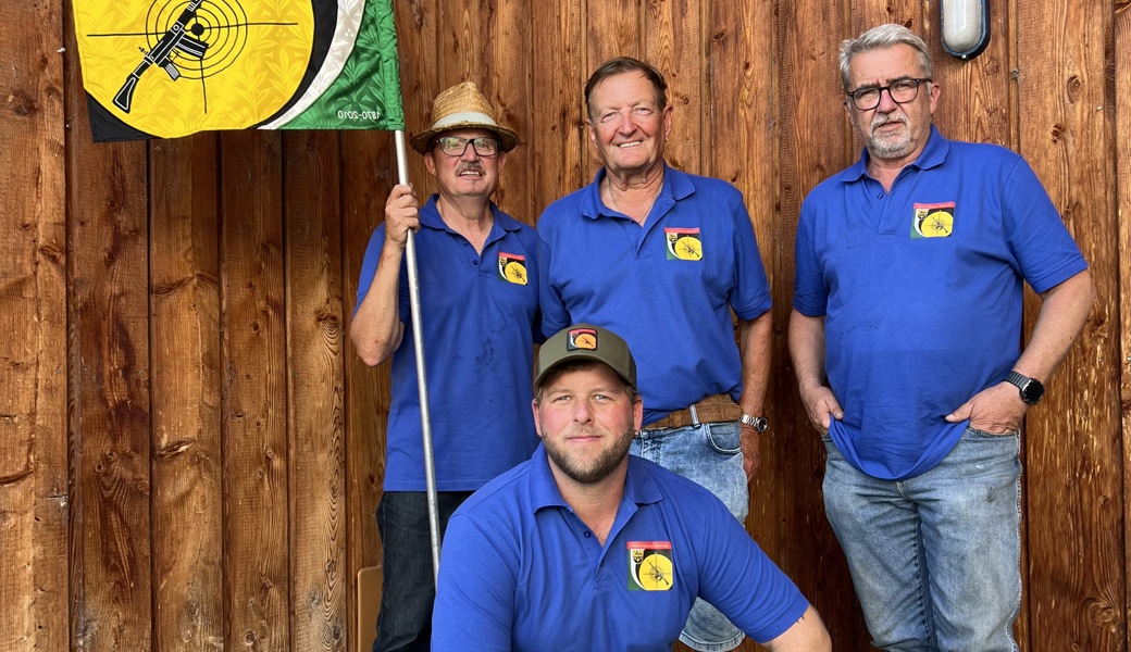 Die erfolgreichsten Teilnehmer des Vereinscups 2026 (von links) Bruno Streule, Marquart Kurt, Hans Graf und Simon Graf (kniend) 