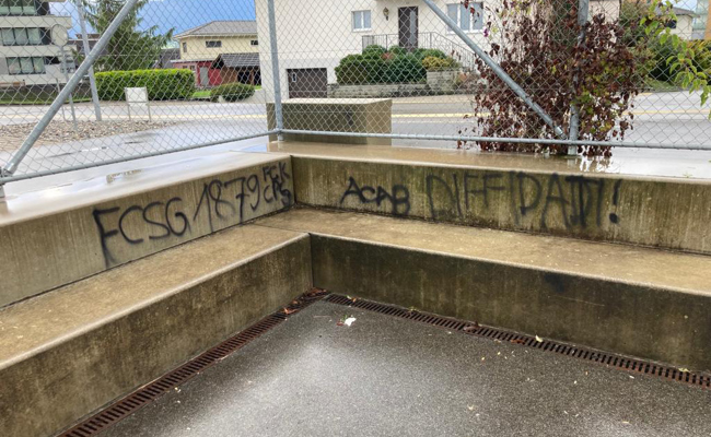 Hässliche Schmierereien: Gemeinde erstattet Anzeige