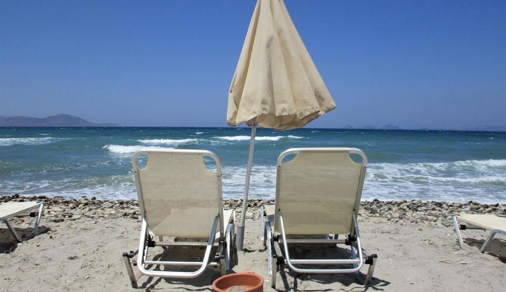 Dieses Jahr werden wohl viele Liegestühle am Strand leer bleiben.