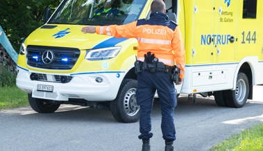 Nach Zusammenprall: Motorradfahrer bei Unfall leicht verletzt