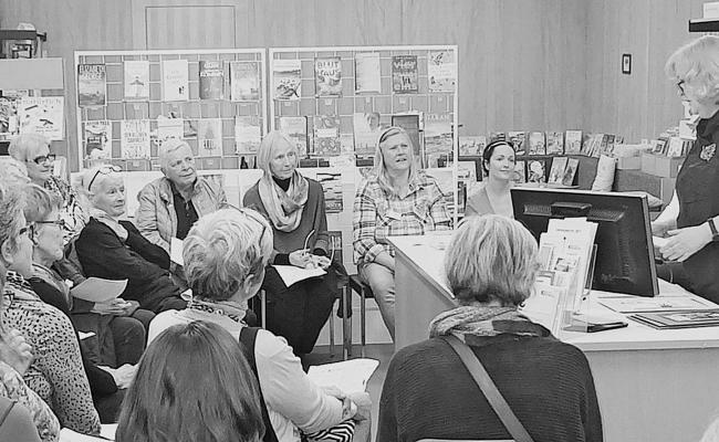 Bibliothek stellte Bücherneuheiten vor