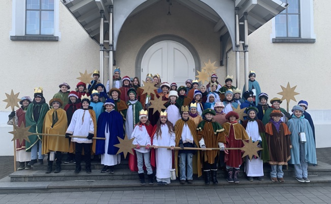 Sternsingerkinder sammelten 9000 Franken für bedürftige Kinder