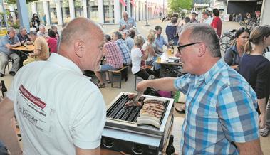 Redaktionswagen mitten im Zentrum