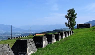 Das Museum Prestegg lädt zur Besichtigung der Sperre Stoss mit Bunkerführungen ein