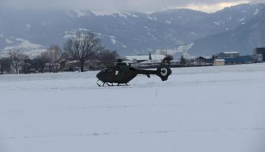 Militär-Heli landete auf Übungsflug