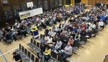 Rüthner Stimmberechtigte kritisch, doch sie sagen zweimal Ja