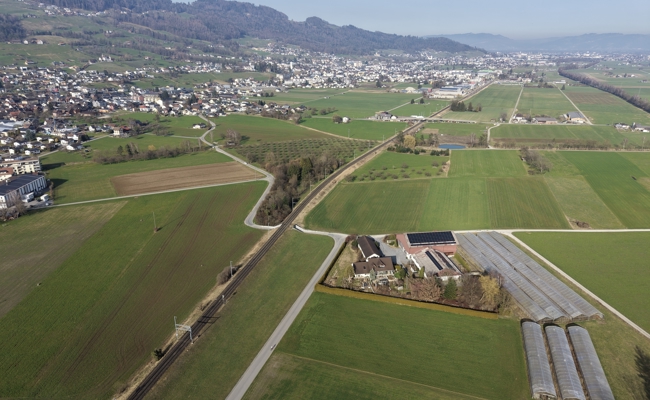 Schnellere Verbindung: mit dem Velo entlang des Bahntrassees fahren