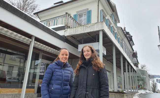 Zwei junge Frauen eröffnen «BeDas Café» am Kirchplatz