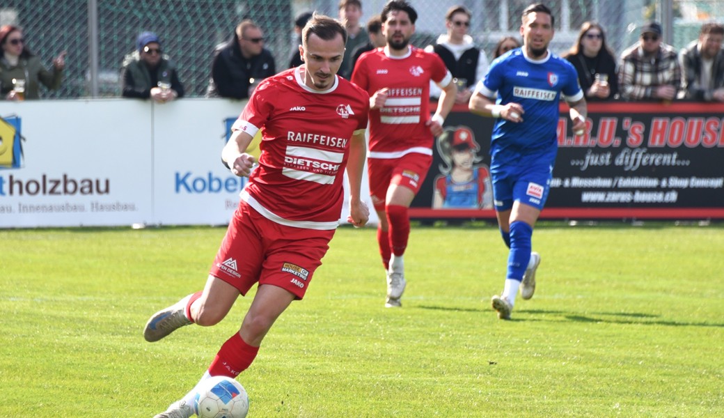 Die Rheintaler Zweit- und Drittliga-Leader gewinnen ihre Spiele