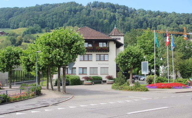 Schluss mit Dauerparkieren: So viel wird Parkieren auf öffentlichen Parkplätzen bald kosten