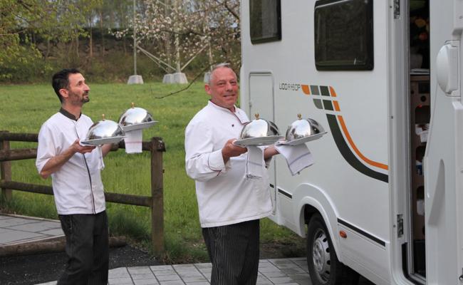Auswärts in der eigenen Stube essen