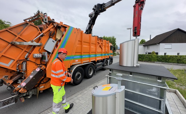Der Kehricht soll unter die Erde,  aber es harzt bei der Umstellung auf  Unterflurcontainer