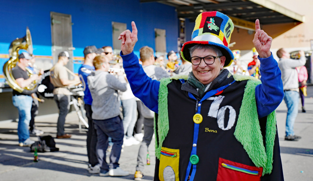 11.11 Uhr und ein paar Minuten: Im Dorf startet die Fasnacht mit Guggenmusik und Polonäse