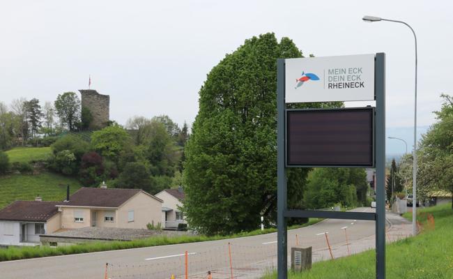 Reparatur und Umstellung digitaler Ortseingangstafeln