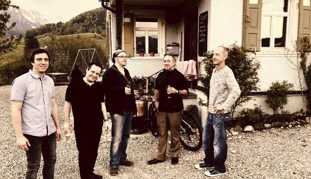 Das Quintetto Mani Nude eröffnet seine Tour in der Alten Stickerei in Altstätten. 