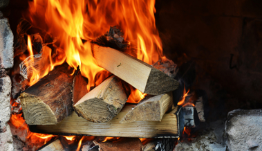 Brennholzgant  der Ortsgemeinde: Holz für Cheminée ersteigern