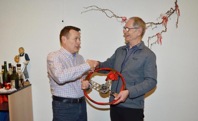 Eugen Süess gibt Präsidium an Markus Auer ab