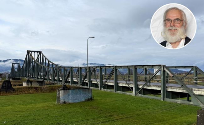 «Als wäre Überlegen verboten»: Kuster stört Verkerssituation auf Brücke und fordert Ampel