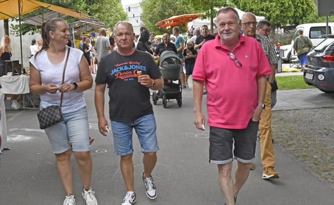 Das Auer Zentrum ist am Sonntag zu einem Kilbi-Dorf geworden