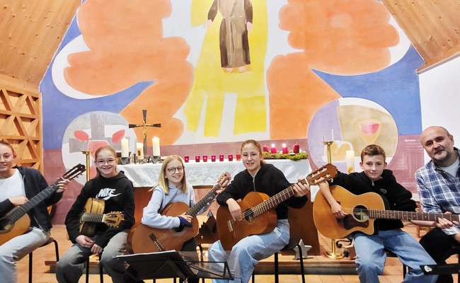 Adventsgottesdienst und Mini-Konzert