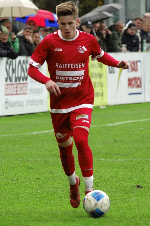 «Er ist ein stiller Spitzbub», sagt FCM-Trainer Adi Brunner über Luca Schmenger. «Er ist ein stiller Spitzbub», sagt FCM-Trainer Adi Brunner über Luca Schmenger.