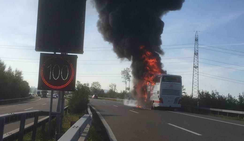 Der Car im Vollbrand.