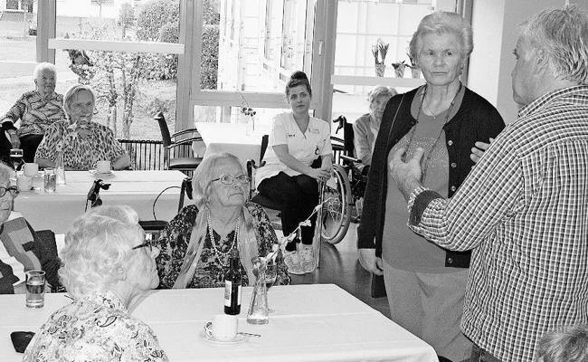 Modeschau im Zentrum  Augiessen