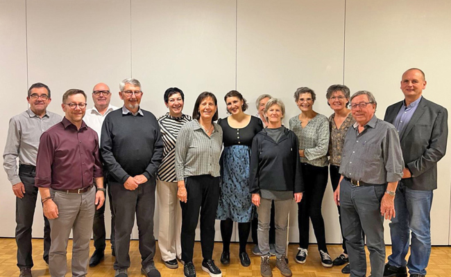 Kirchenchor präsentiert sich mit 38 aktiven Sängerinnen und Sängern als stattliches Korps