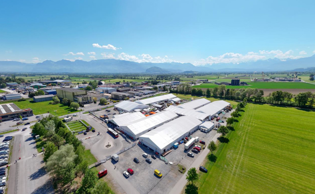 Die Rhema passt sich an: Digitale Angebote ersetzen Bargeld und Garderobe