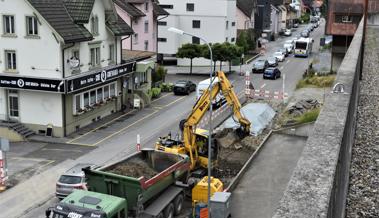 Es staut bis in die Balgacher Dorfmitte