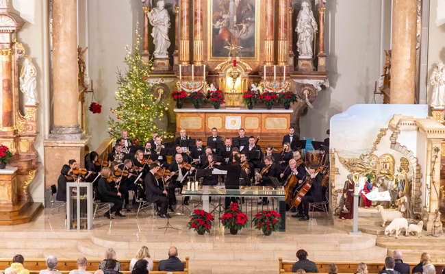 Hochstehendes Weihnachtskonzert für  Frieden und Freiheit