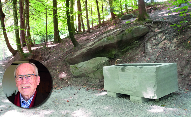 Ein Brunnen erinnert an den Autor und Geschichtenerzähler Peter Eggenberger