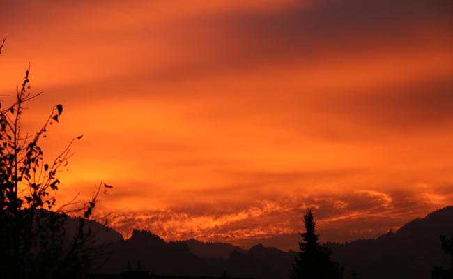 Glühende Grüsse von der Abendsonne