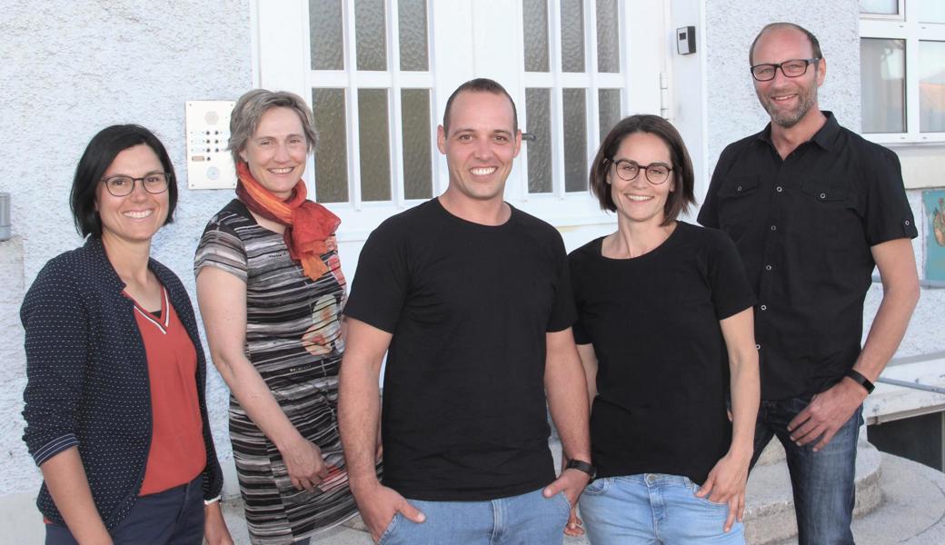 Der neue Verein Pro Fair-Time unterstützt, wie sein Name sagt, die Arbeit von Fair-Time. Das Foto zeigt (von links) Präsidentin Marion Heeb, Vizepräsidentin und Aktuarin Eveline Pfister, die Beisitzenden Simon und Nadja Stieger sowie Kassier Daniel Schelling. 