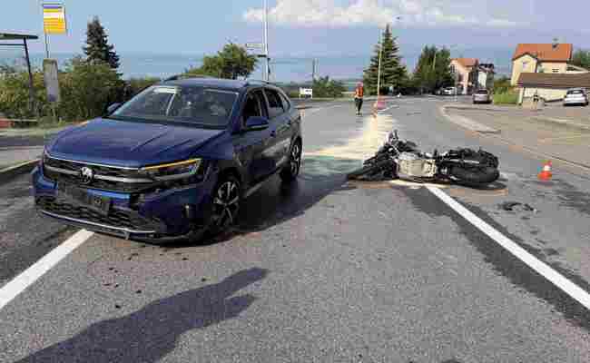 Zwei Unfälle im Vorderland: Töfffahrer und E-Biker verletzt