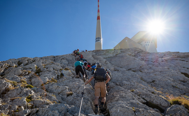 Wanderer riskieren auf dem Säntis alles: Selfie-Wahn, Pyros und Drohnen am Berg