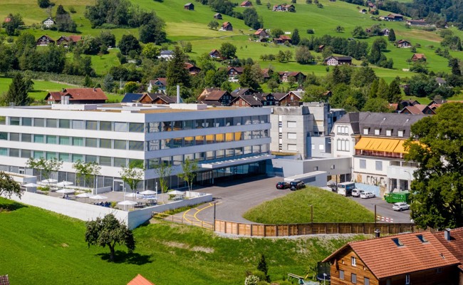 Notwendige oder gefährliche Investition? Und welche Rolle das Spital Altstätten spielt
