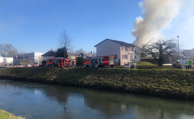 Video: Brand in Wohnquartier in Widnau