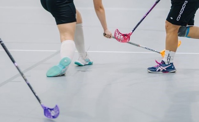 Verdacht auf sexuelle Belästigung: Unihockey-Trainer bleibt trotz Strafuntersuchung im Amt