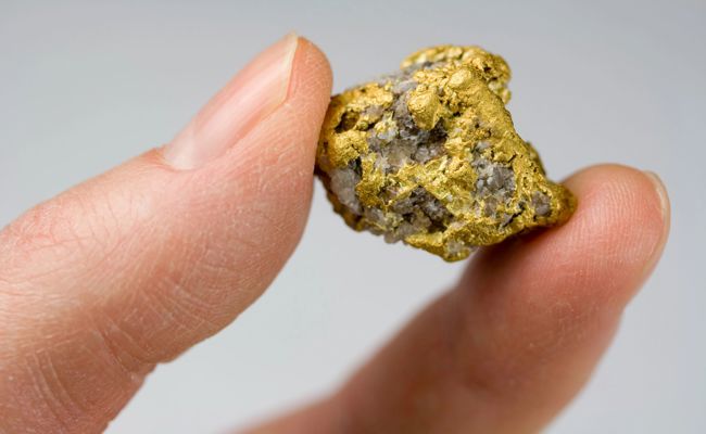 April, April: Es wird nicht im Rhein nach Gold gegraben, um das Mammutprojekt Rhesi zu finanzieren