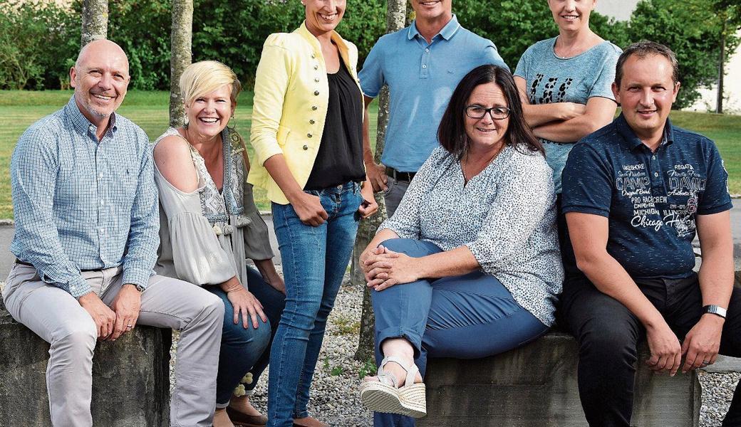 Der Schulrat von Altstätten ist mit einigen Neuerungen gefordert: (v. l.) Remo Maurer, Karin Rüegg, Marianne Hirscher, Patrick Benz, Esther Gächter, Marianne Sonderegger, Thomas Eugster.