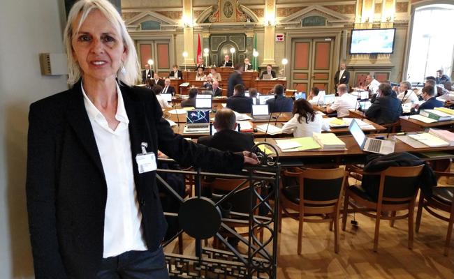 Carmen Bruss fordert Transitgebühr
