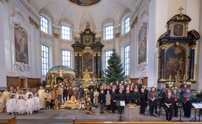 Das Krippenspiel als Generationenprojekt aufgeführt